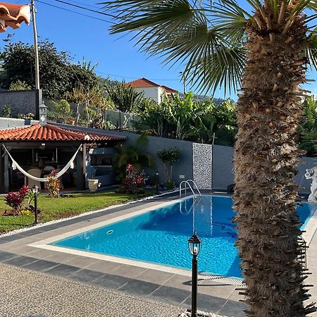 Funchal Apt- Sleeps 2 - Pool & Parking - Madeira Buitenkant foto