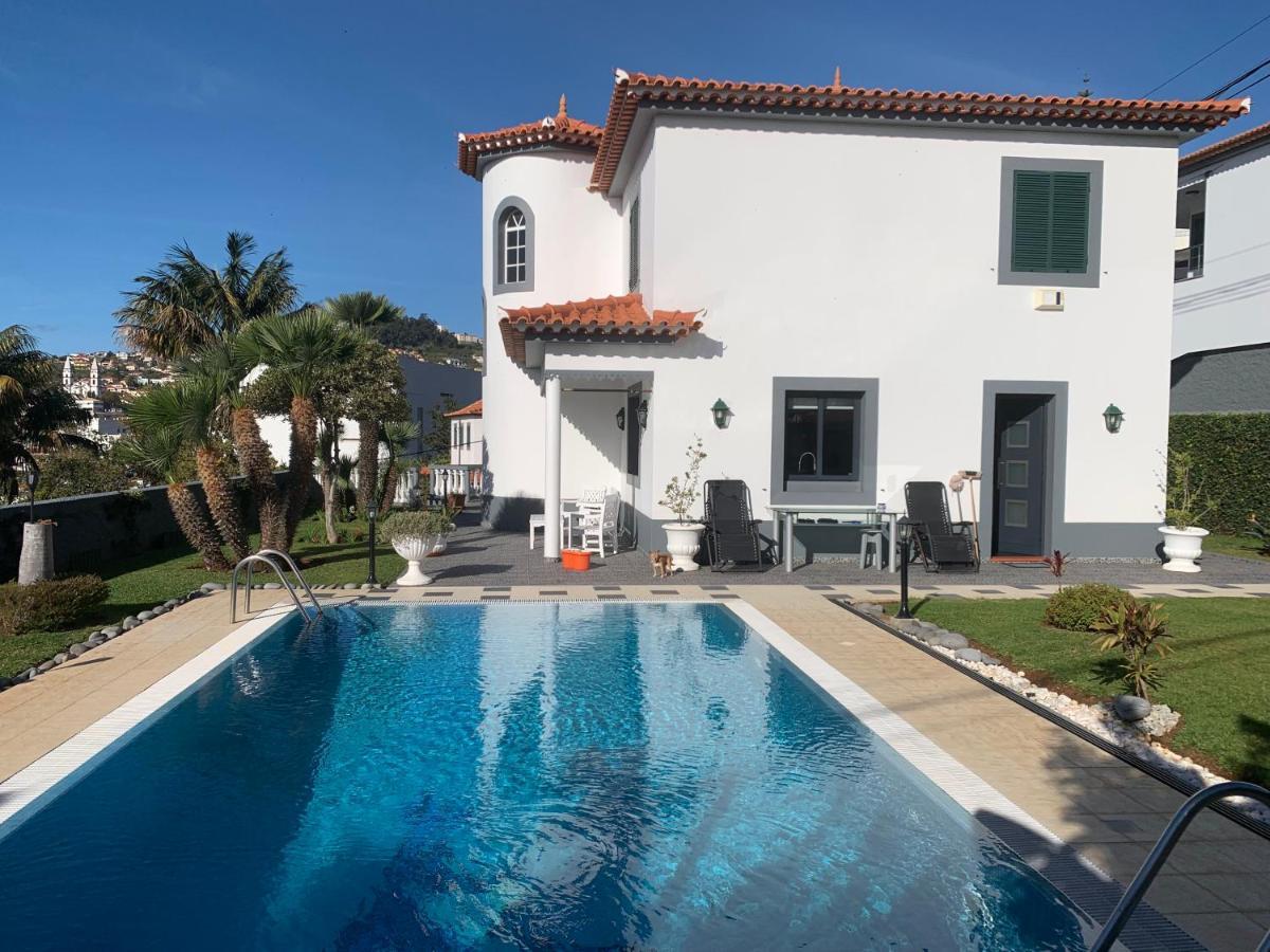 Funchal Apt- Sleeps 2 - Pool & Parking - Madeira Buitenkant foto